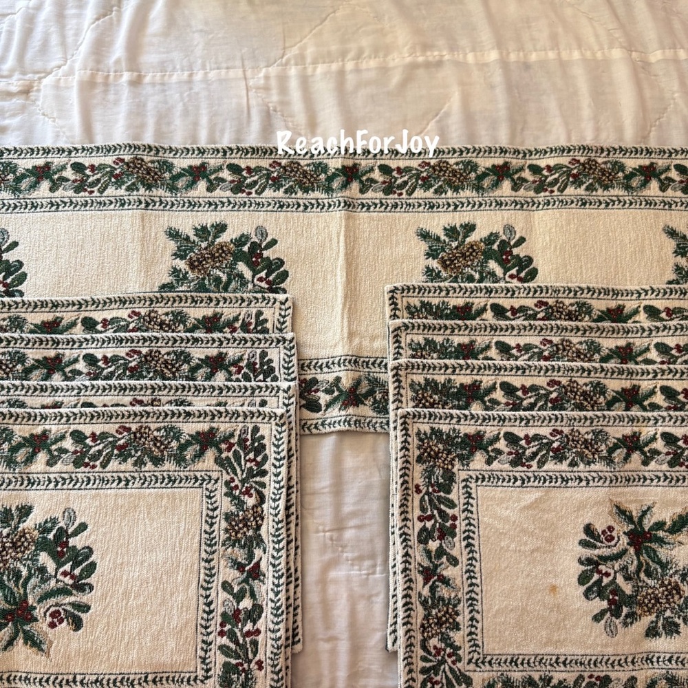 Home For The Holidays Table Runner And Placemats Set Of 8 Park B Smith Christmas